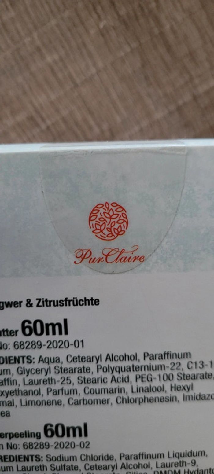 Lot neuf crème et peeling corps - photo numéro 3