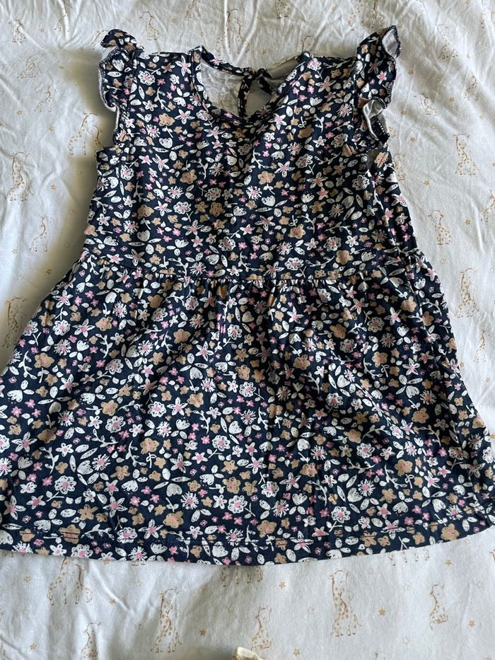 Lot de 3 robes - photo numéro 4