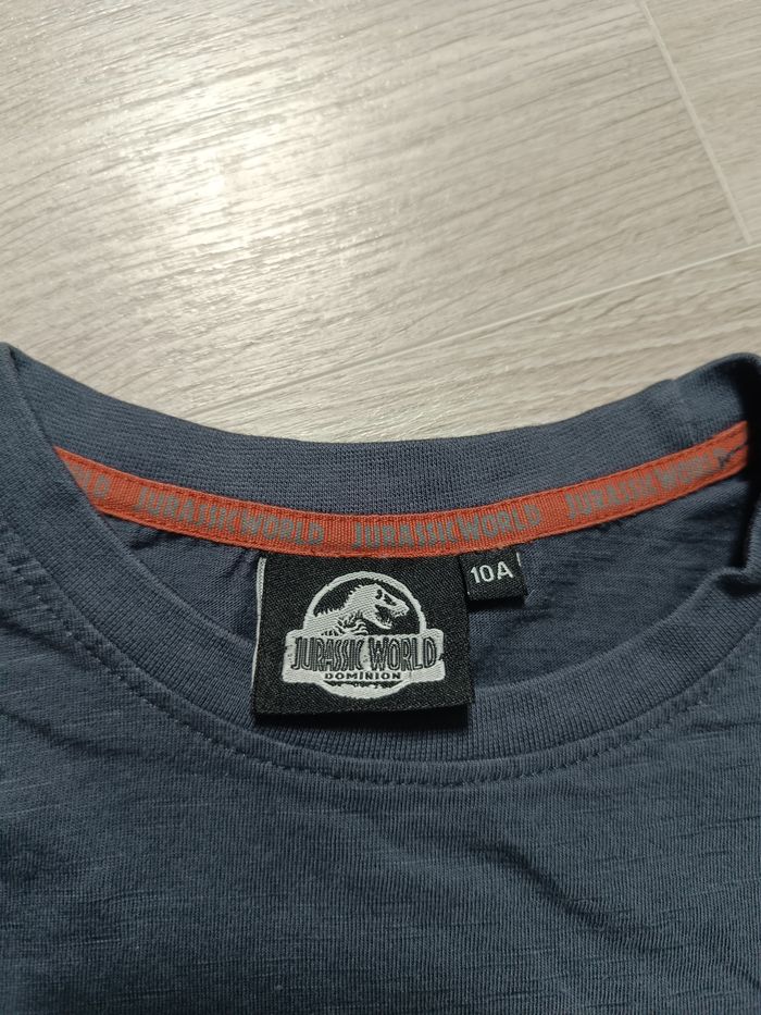 T-shirt manches longues 10 ans Jurassic World - photo numéro 3
