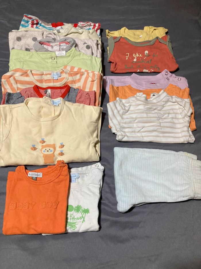 Lot de 15 vêtements bébé 9mois