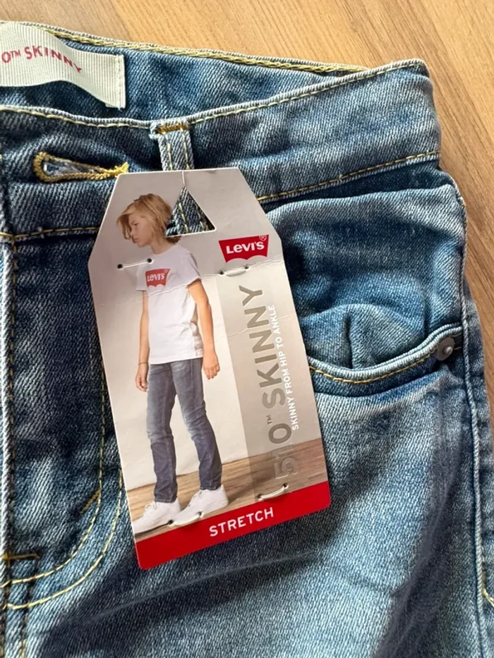 Jean Lévis neuf taille 8 ans - photo numéro 2