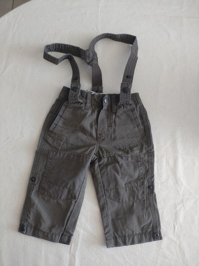 Pantalon avec bretelles