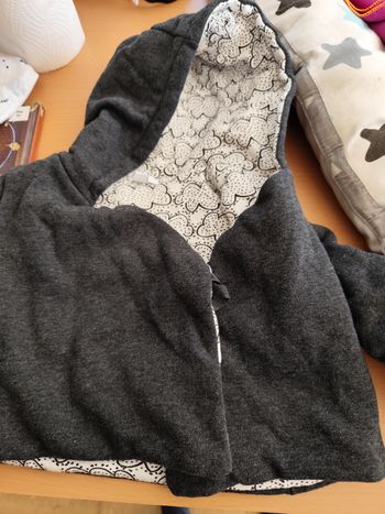 Vends veste épaisse bébé 9 mois