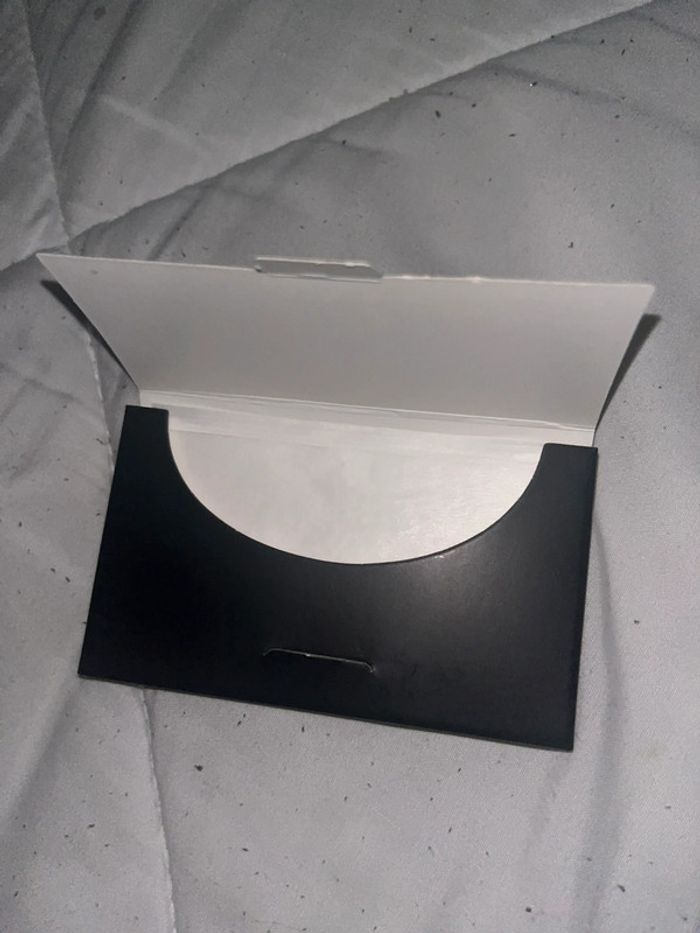 Papier mattifiant pour maquillages - photo numéro 2