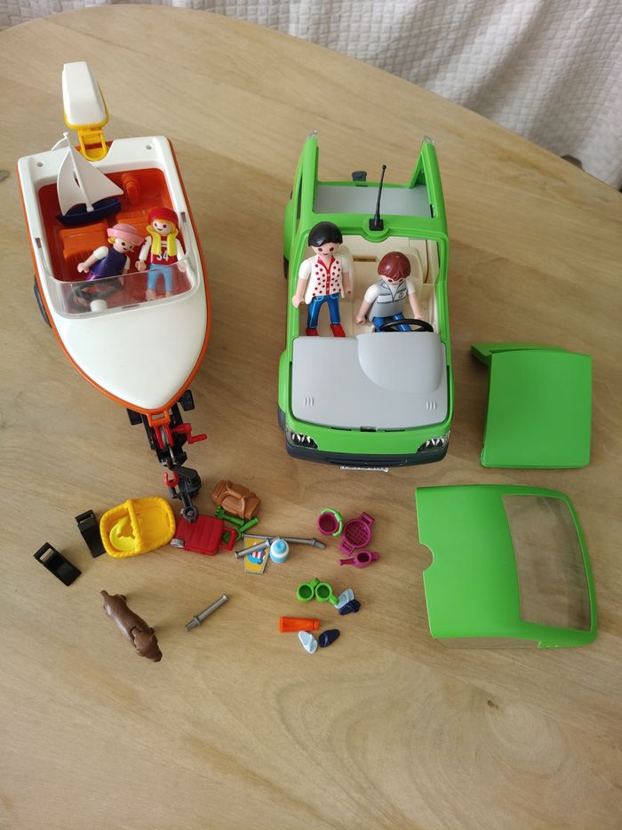 Famille, Van et bateau - photo numéro 2