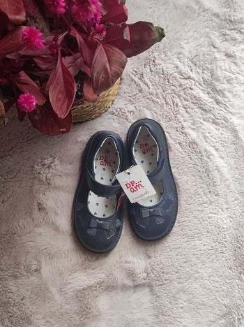 Chaussures babies dpam taille 28