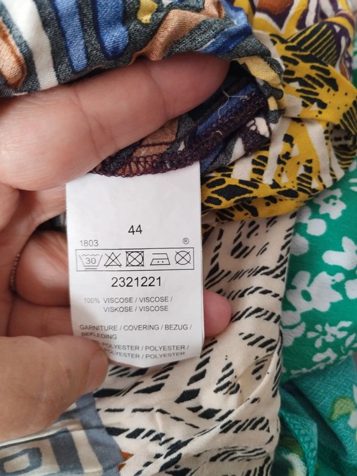 Robe d' été colorée taille 44 très agréable à porter - photo numéro 6