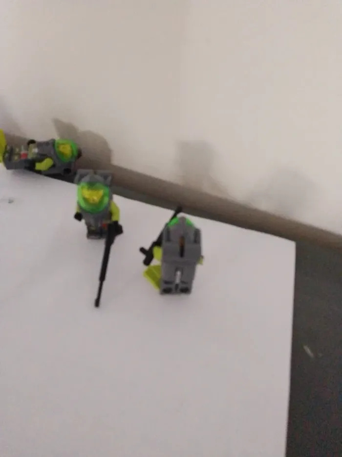 8 Figurines lego Atlantis - photo numéro 5