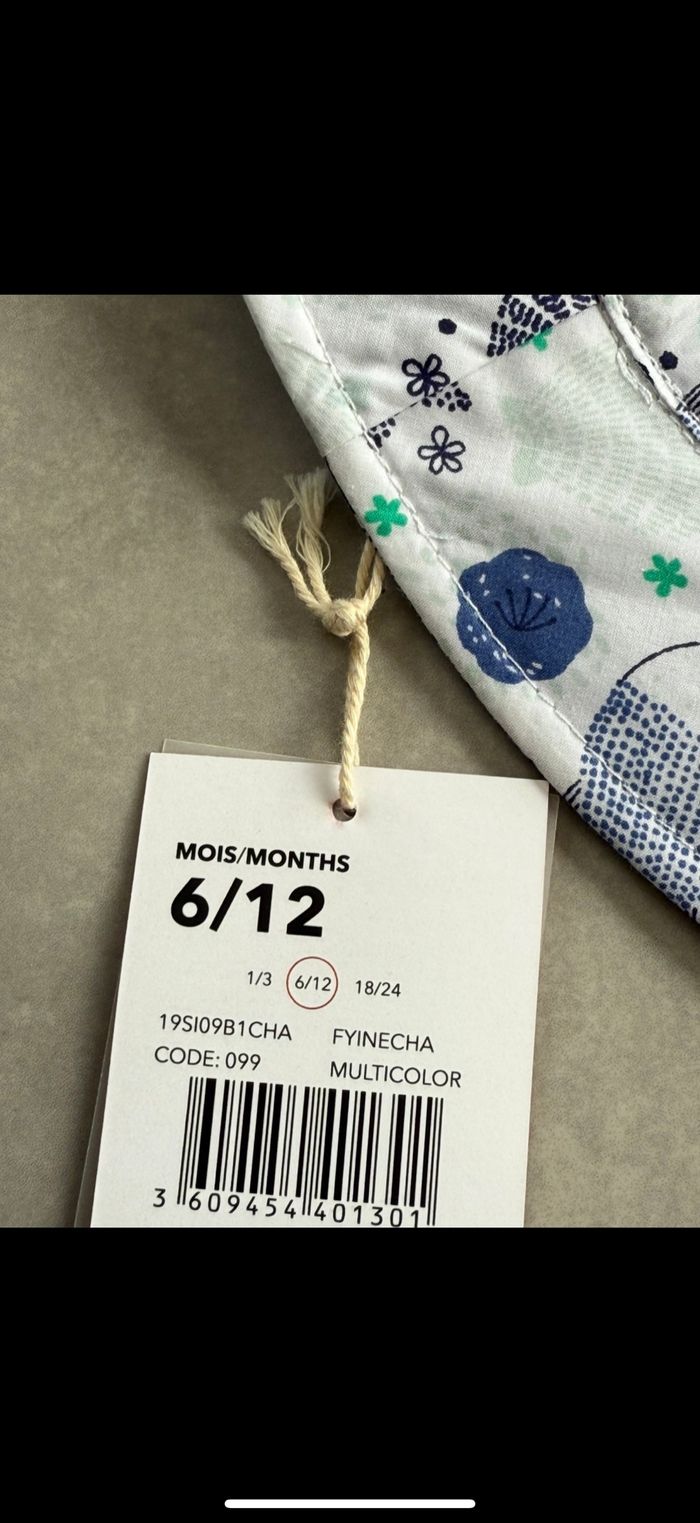 Chapeau / bob réversible 6/12 mois - photo numéro 10