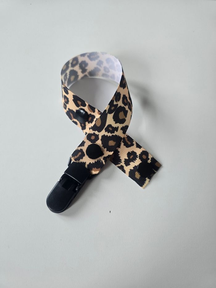 Attache tétine ruban motifs Léopard 🐆 - photo numéro 1