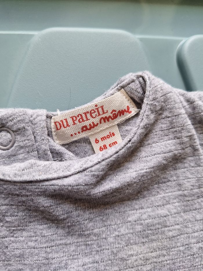Tee-shirt taille 6 mois du pareil au même - photo numéro 3