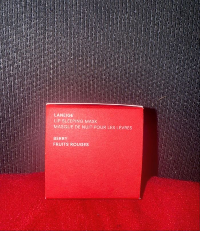 La neige Mask Berry • Masque Lèvres Nuit • Neuf - photo numéro 4