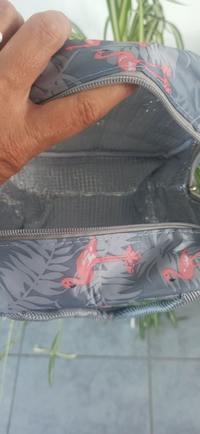 Sac lunch flamand rose isotherme neuf - photo numéro 3