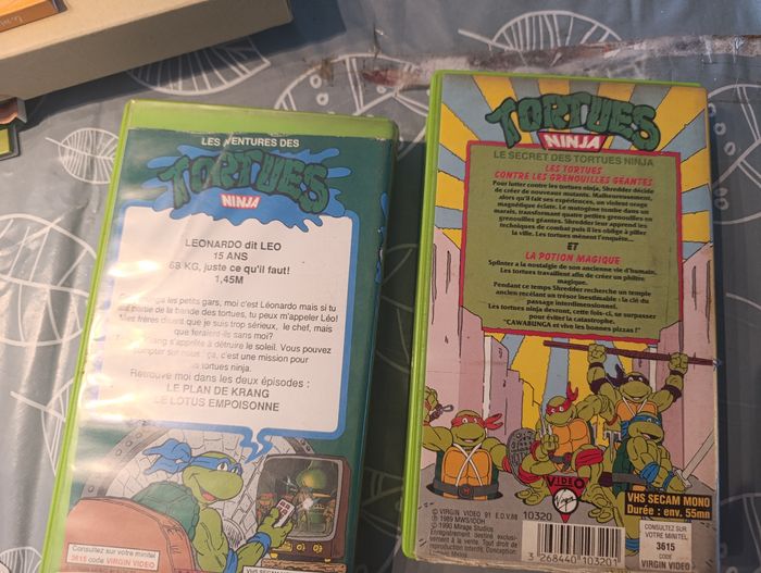 Cassettes vidéo. Les tortues ninja et lucky Luke. - photo numéro 3