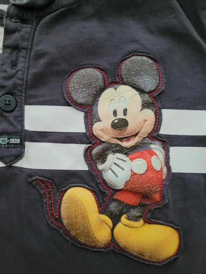 T-shirt à capuche Mickey Disney 5-6 ans - photo numéro 3