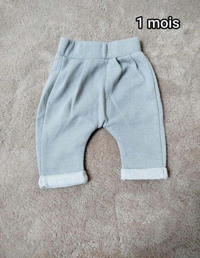 Jogging paillettes 1 mois