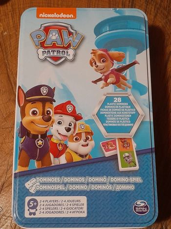 Jeu de dominos "Paw Patrol". E. P