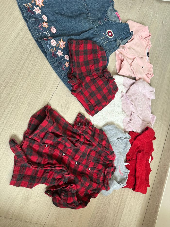 Lot vêtements 12 mois - photo numéro 2