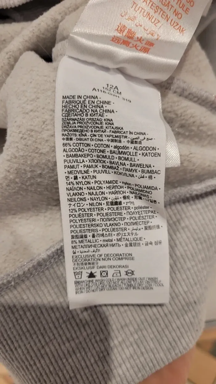 Pull gris légèrement pailleté Levi's 66% coton - photo numéro 7