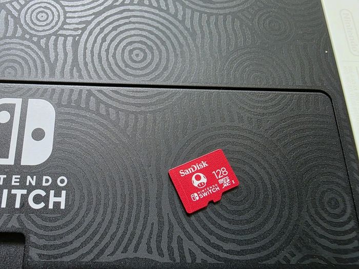 Nintendo Switch Oled - photo numéro 3