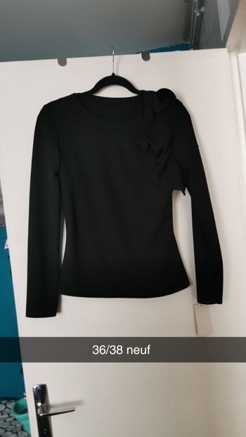Tee shirt manche longue noir neuf