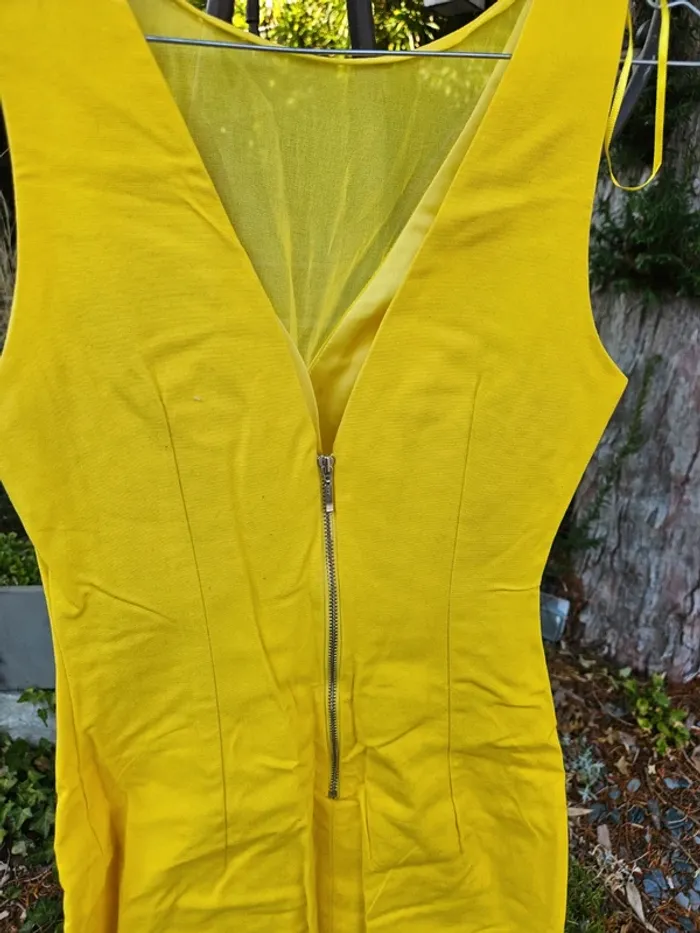 Robe jaune S zara - photo numéro 3