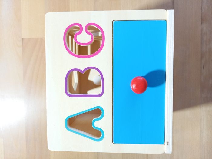 🧵 Cube d'éveil tri de formes - photo numéro 8