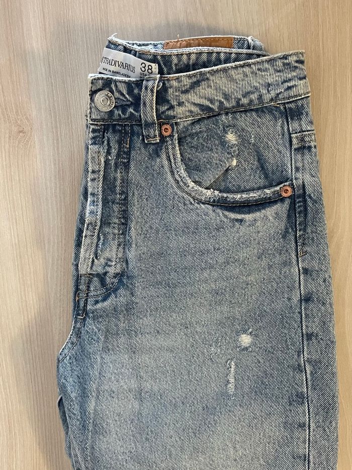 Jean mom stradivarius taille 38
