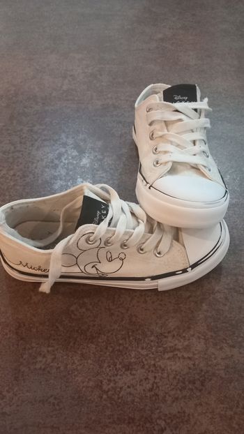 Baskets mickey taille 31