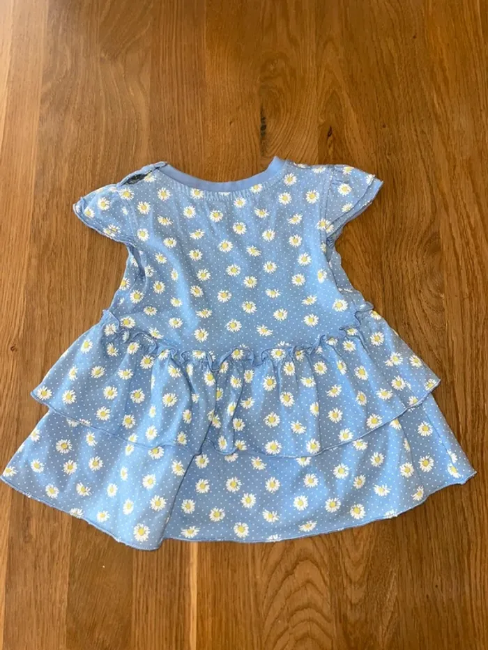 Robe 6 mois - photo numéro 3