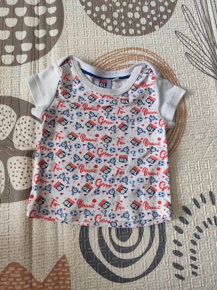 Tee shirt 6 mois football Olympique Lyonnais