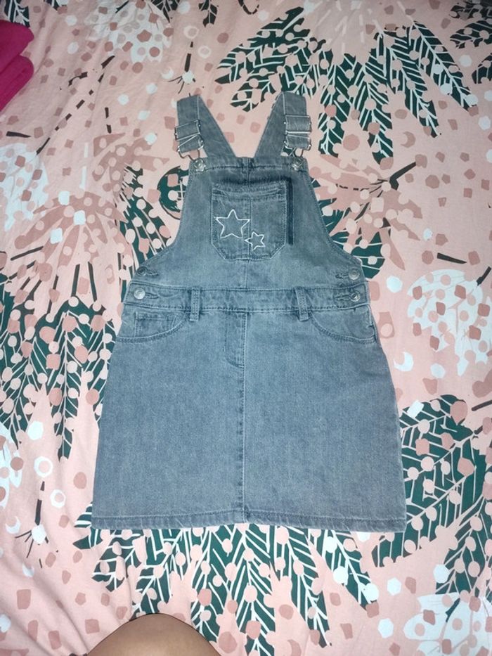 Robe salopette taille 6 ans