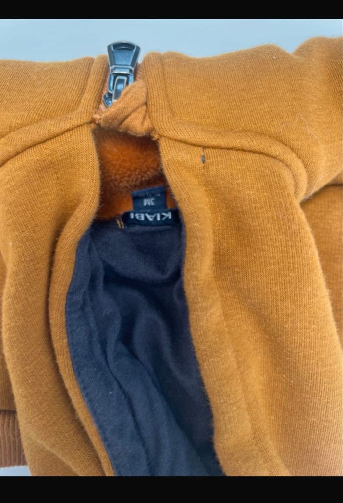 🦊 Veste à capuche moutarde avec tête de renard - photo numéro 3