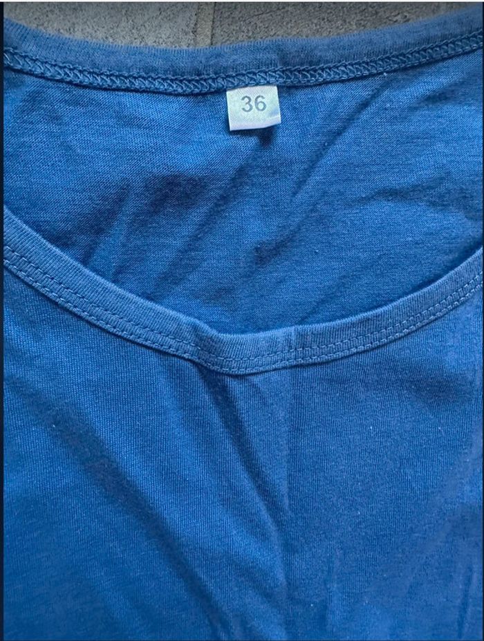 Neuf 🤩 Tee shirt 36 pur coton très sympa - photo numéro 4