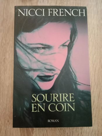 Nicci French - Sourire en coin