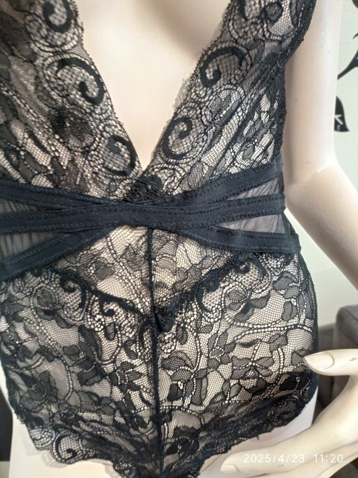 body noir sexy de Etam 38 *Spécial FETE* ref 439 P18 - photo numéro 6