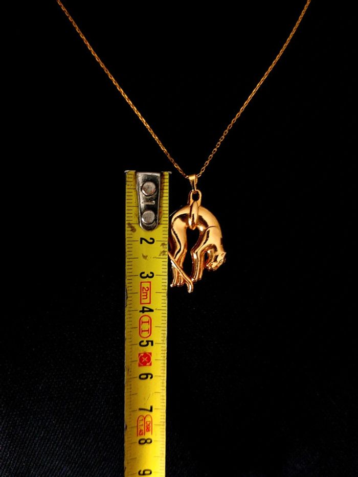 Magnifique collier avec pendentif panthère plaqué or - photo numéro 3