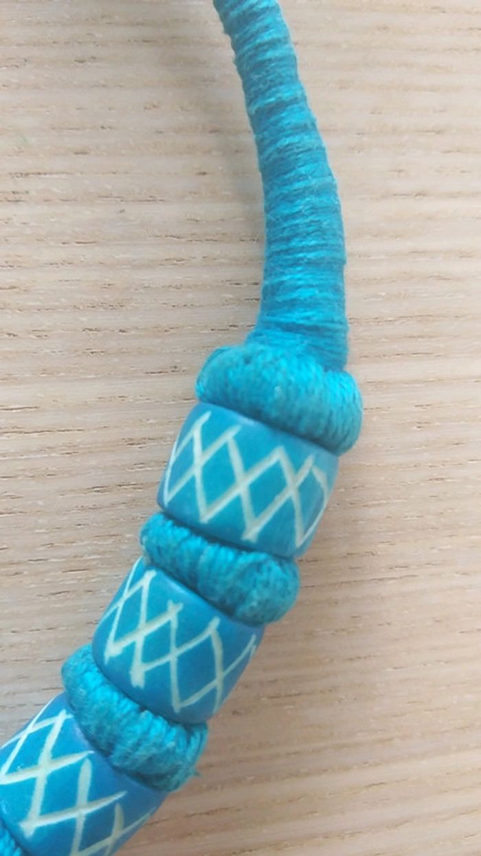 Collier ethnique perle et coton - photo numéro 3