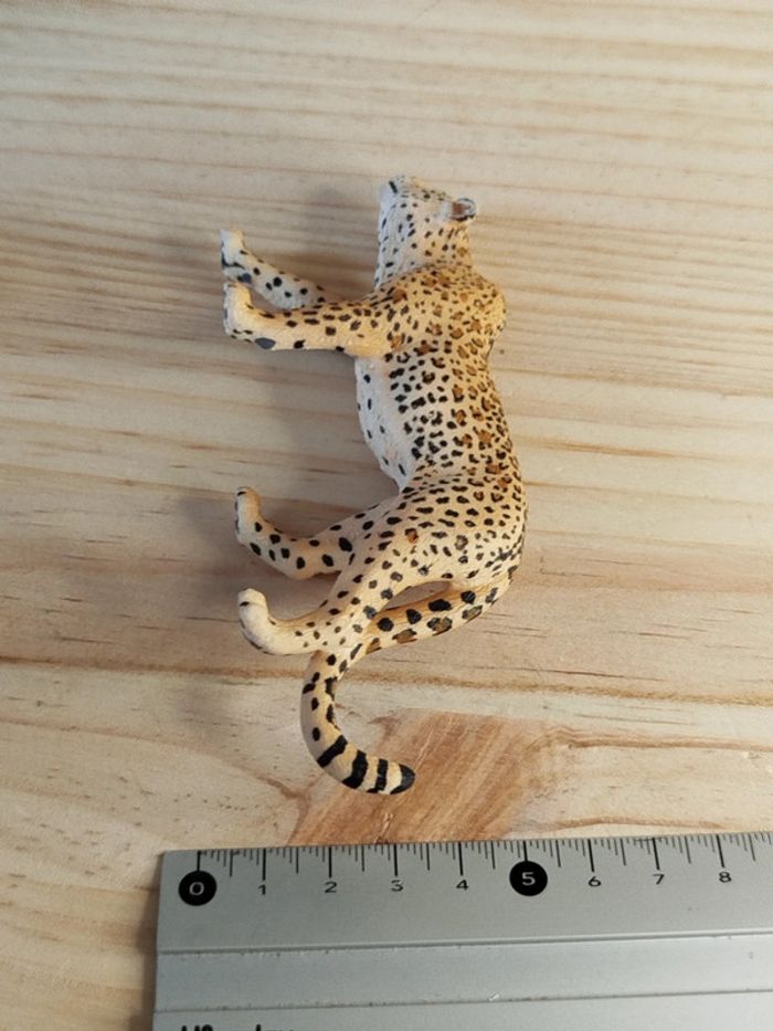 Schleich guépard en chasse Figurine animal de la savane - photo numéro 6