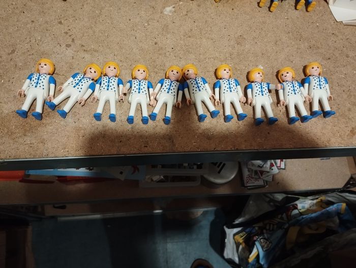 Playmobil figurines lot de 10 femmes