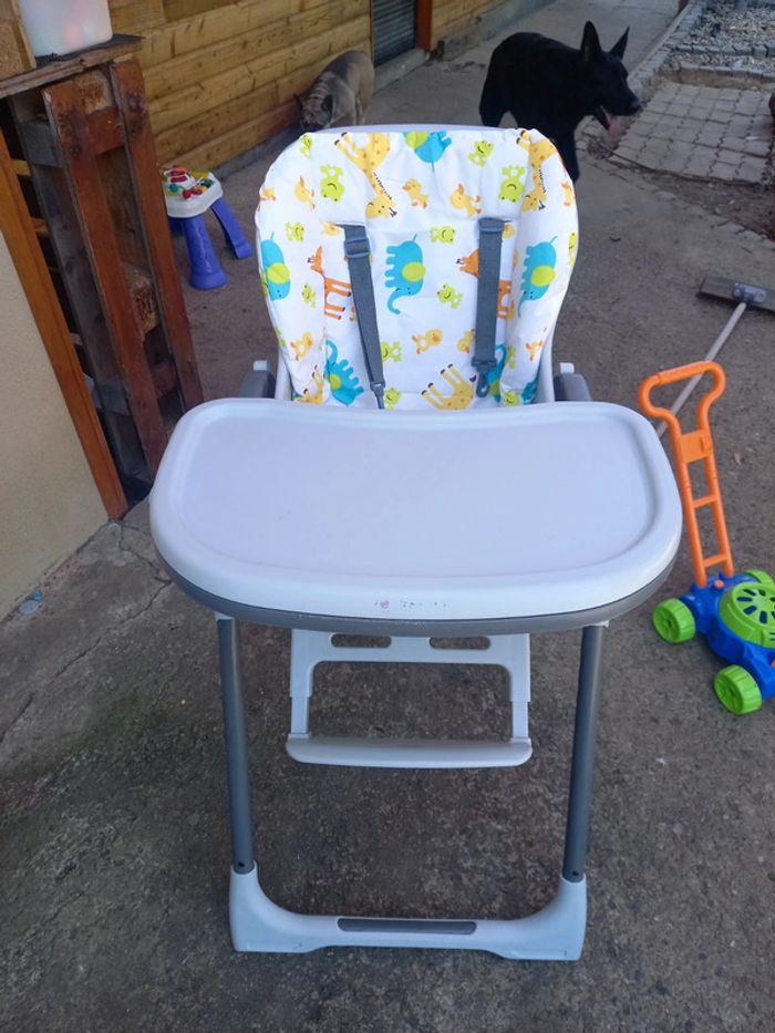 Chaise haute