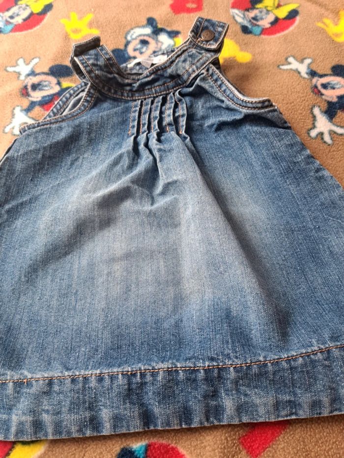 Robe bébé en jean taille 9mois - photo numéro 2