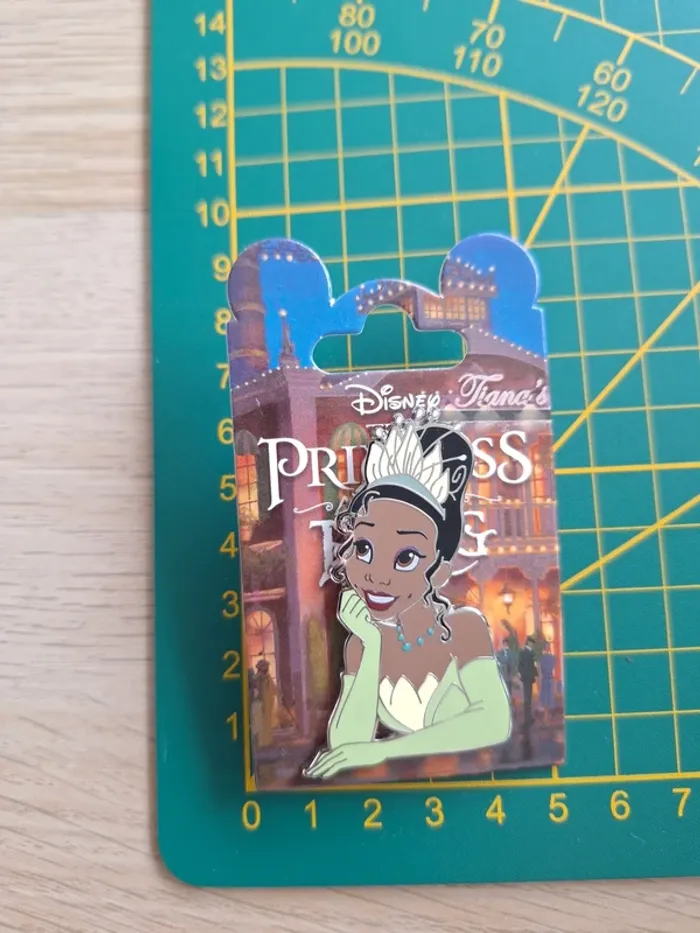 Pin's Disney Tiana La Princesse et la Grenouille - Neuf - photo numéro 3