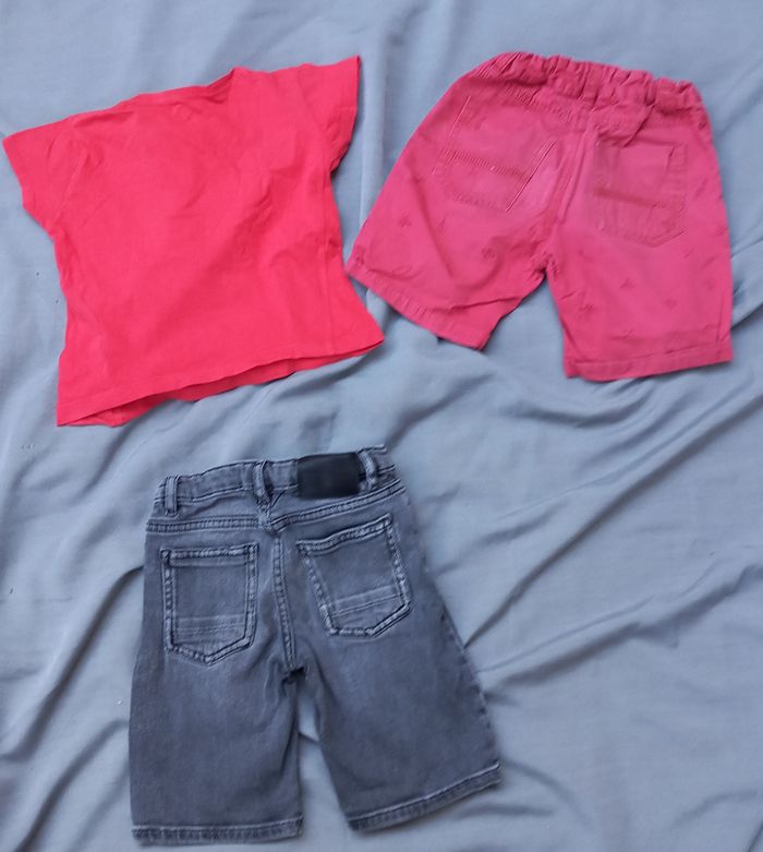 Lot de 5 articles garçon 6 ans Guess Lacoste - photo numéro 2