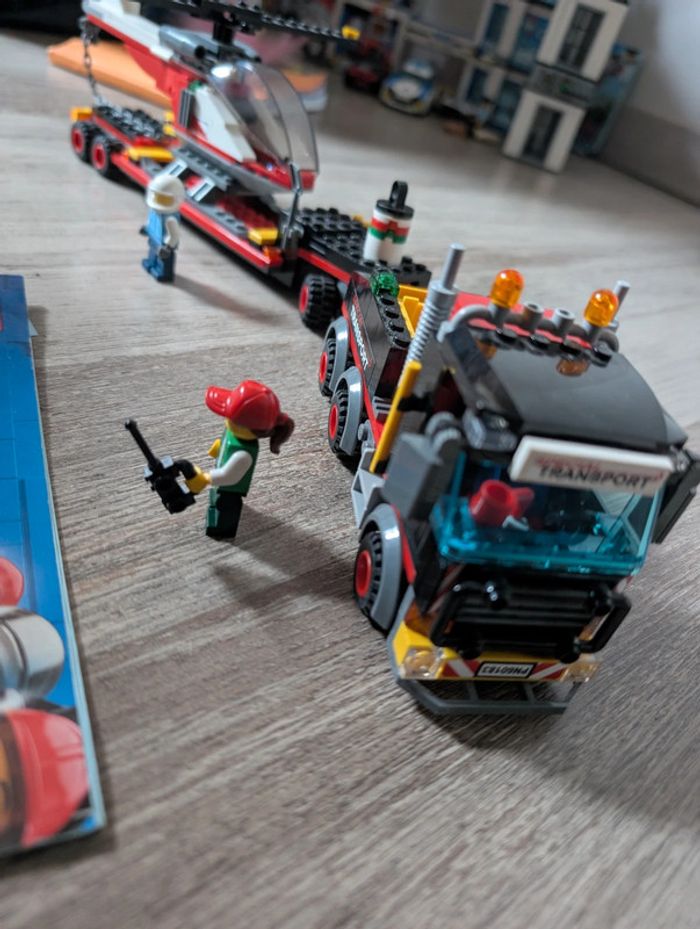 Lego transporteur d'hélicoptère 60183 - photo numéro 2