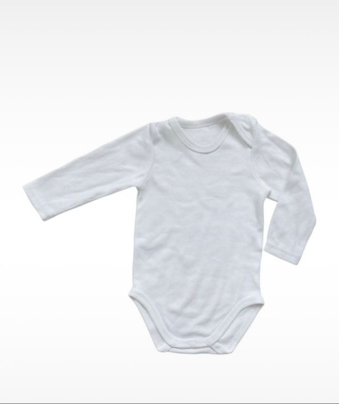 👶 Body Bébé Blanc 12 Mois – Doux, Pratique & Très Bon État !