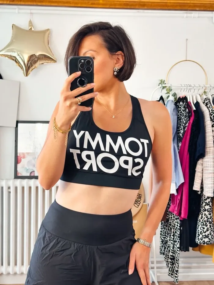 Brassière de sport Tommy Hilfiger noire taille 40