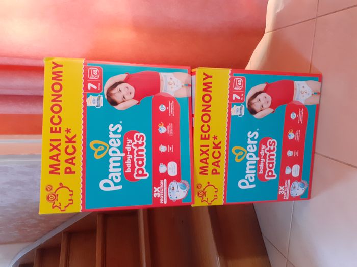 Lot de 2 Maxi Pack Pampers baby dry - 124 Pants - Taille 7