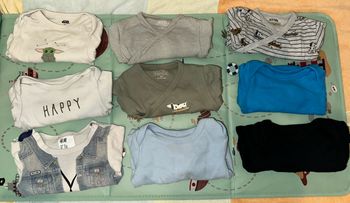 Lot 10 bodies manches longues taille 3 mois