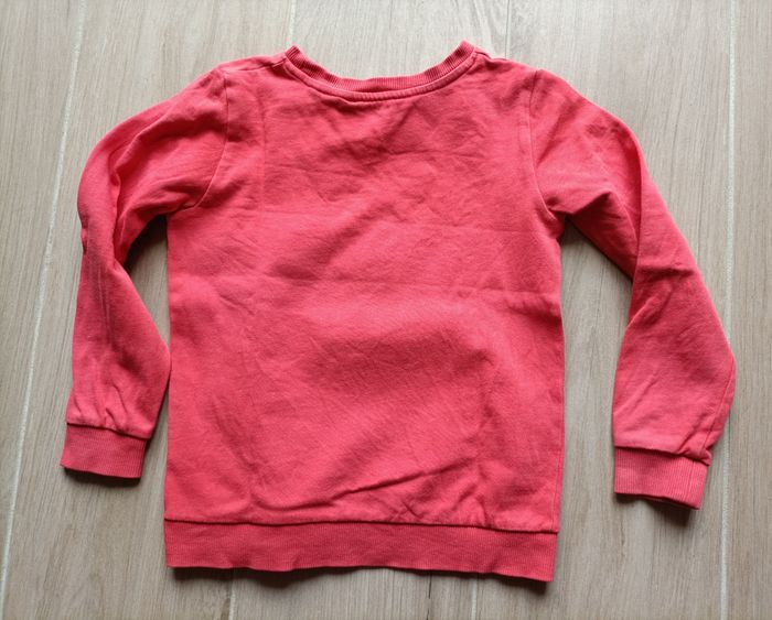 Sweat shirt fille Disney Minnie 6 8 ans rouge TBE - photo numéro 3